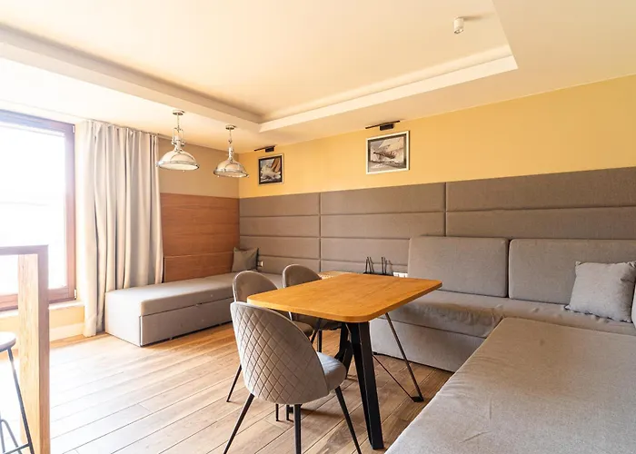 Meridian Luxury Apartments By Grand Apartments
